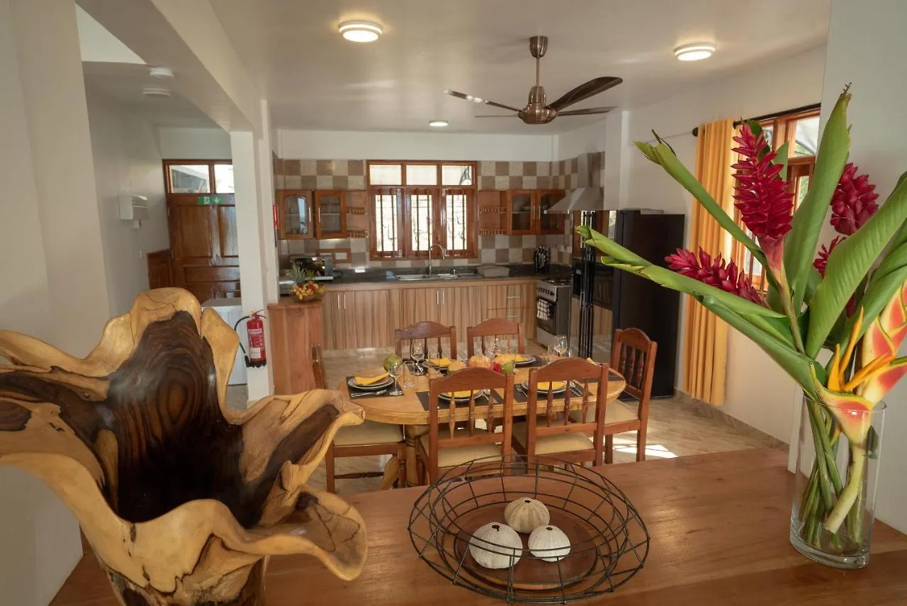 La Belle Residence Self Catering Accommodation Beau Vallon  Beau Vallon (Mahe)