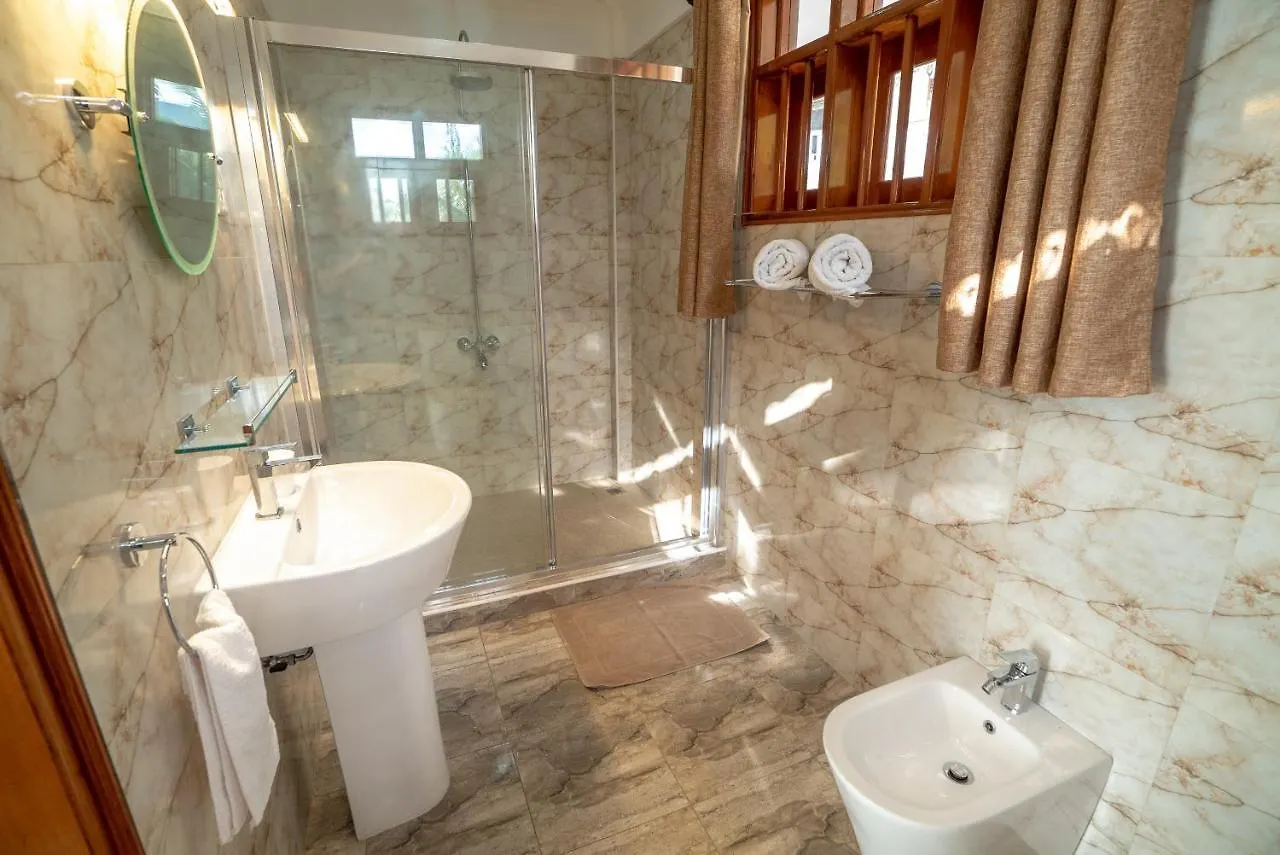 La Belle Residence Self Catering Accommodation Beau Vallon  Feriehus Beau Vallon (Mahe)