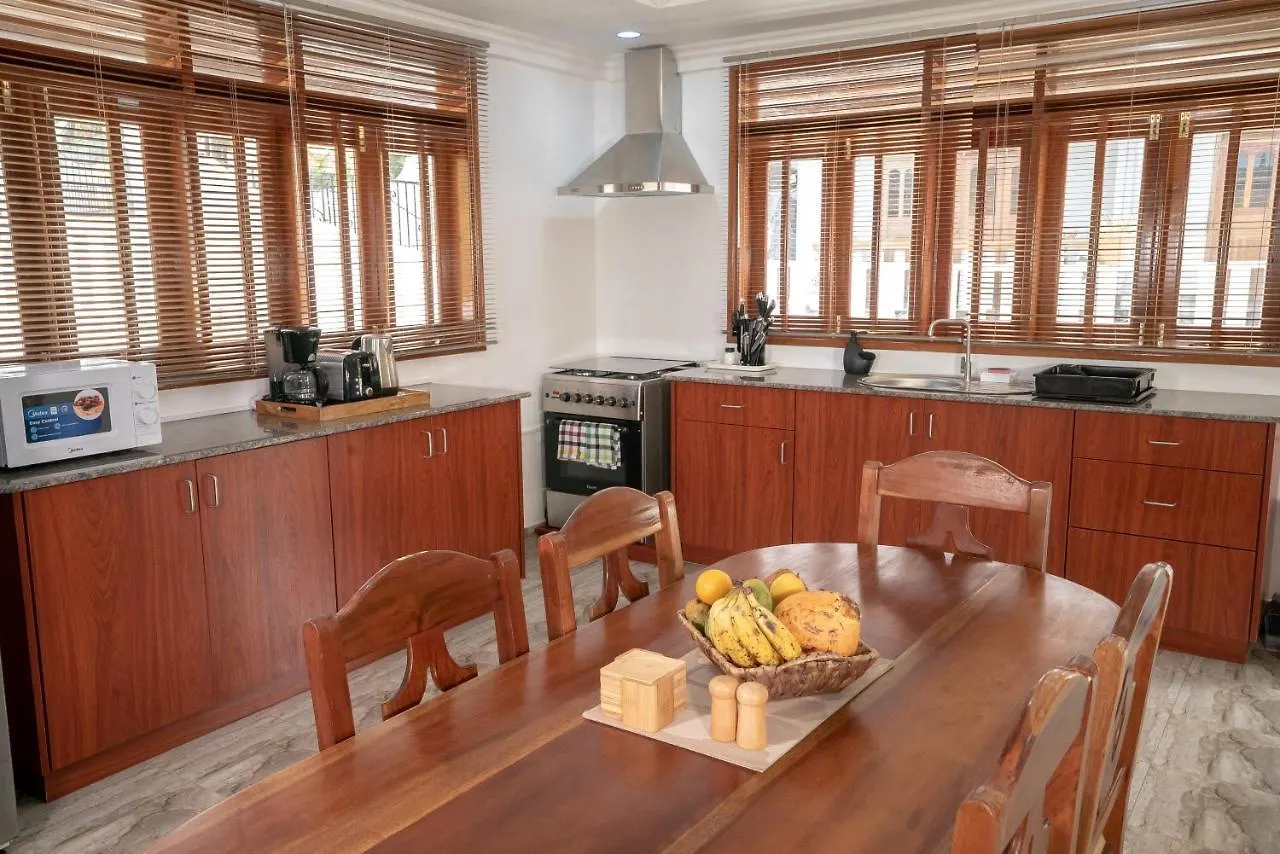 La Belle Residence Self Catering Accommodation Beau Vallon  0*, Beau Vallon (Mahe)