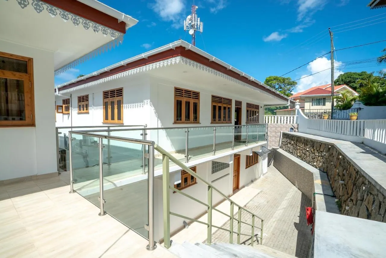 Feriehus La Belle Residence Self Catering Accommodation Beau Vallon